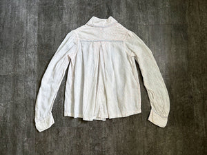 Edwardian era antique blouse . vintage top . size xs to small