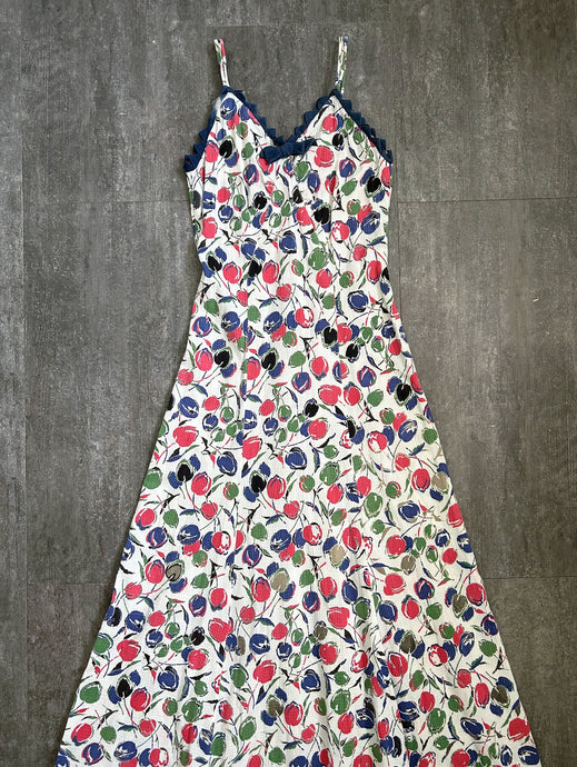 1930s cherry print dress . vintage sleeveless gown . size xs to small