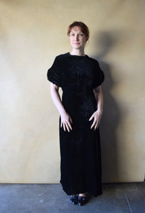 1930s black velvet gown . vintage 30s dress . size s to m