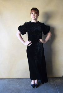 1930s black velvet gown . vintage 30s dress . size s to m