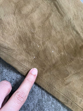 Load image into Gallery viewer, 1930s 1940s vintage suede leather jacket . size small to medium