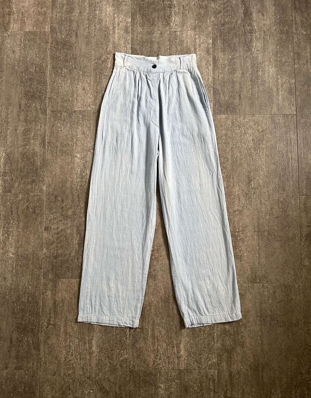 1930s 1940s jeans . vintage 30s light blue sportswear pants . size xs