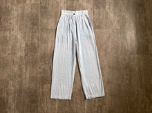 Load image into Gallery viewer, 1930s 1940s jeans . vintage 30s light blue sportswear pants . size xs