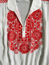 Load image into Gallery viewer, 1940s embroidered blouse . vintage 40s top . size medium to large