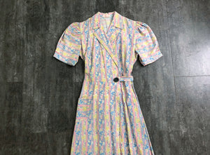 1930s dressing gown . vintage 30s house dress . size xs to s/m