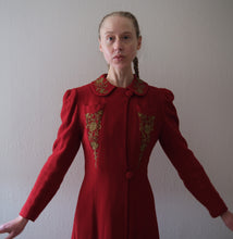 Load image into Gallery viewer, 1930s 1940s wool coat . vintage jacket . size xs