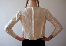 Load image into Gallery viewer, Antique raw silk blouse . 1900s 1910s embroidered top . size xs to small