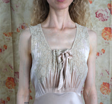 Load image into Gallery viewer, 1930s bias cut nightgown . vintage slip dress . size small to medium