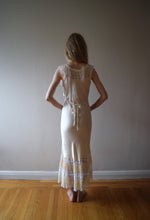 Load image into Gallery viewer, Vintage 1940s silk and lace bias cut gown . size xs to xs/s