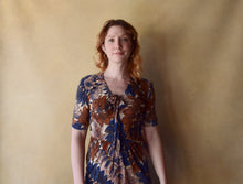 Load image into Gallery viewer, Early 1940s rayon jersey dress . vintage 40s dress . size s