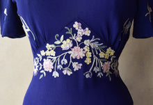 Load image into Gallery viewer, RESERVED . Late 1930s embroidered dress . 30s 40s dress . size xs to s