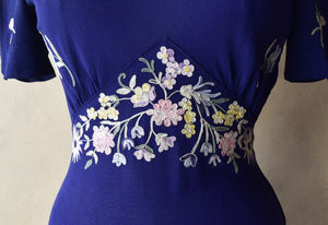RESERVED . Late 1930s embroidered dress . 30s 40s dress . size xs to s