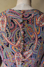 Load image into Gallery viewer, 1930s rayon dress . vintage 30s dress . size xs to s