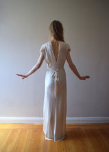 Load image into Gallery viewer, Vintage 1930s cream silk satin bias cut gown . bridal dress . size xs to small