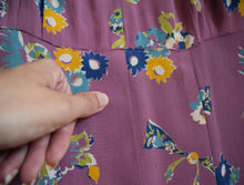 Load image into Gallery viewer, 1930s silk dress . vintage 30s dress . size m to m/l