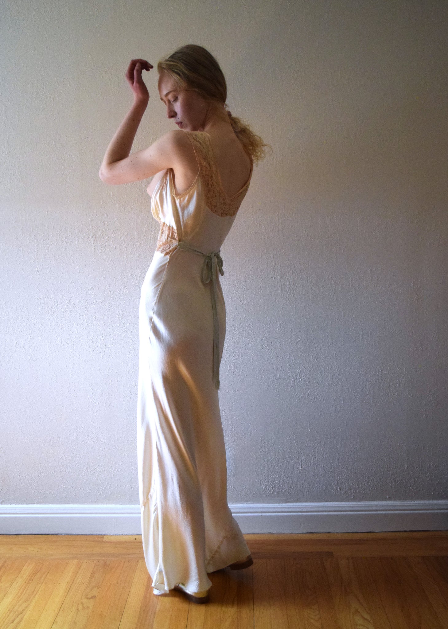 1930s 1940s silk satin gown . bias cut slip dress . size xs to medium bluefennel 1930s 1940s silk satin gown . bias cut slip dress . size xs to medium bluefennel
