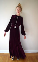 Load image into Gallery viewer, 1930s silk velvet gown . vintage 30s velvet dress . size xs to small
