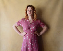 Load image into Gallery viewer, 1930s 1940s dress . vintage 30s 40s dress . size m to m/l