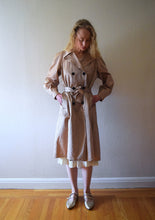 Load image into Gallery viewer, 1940s hooded raincoat . vintage 40s satin trench coat . size small to large