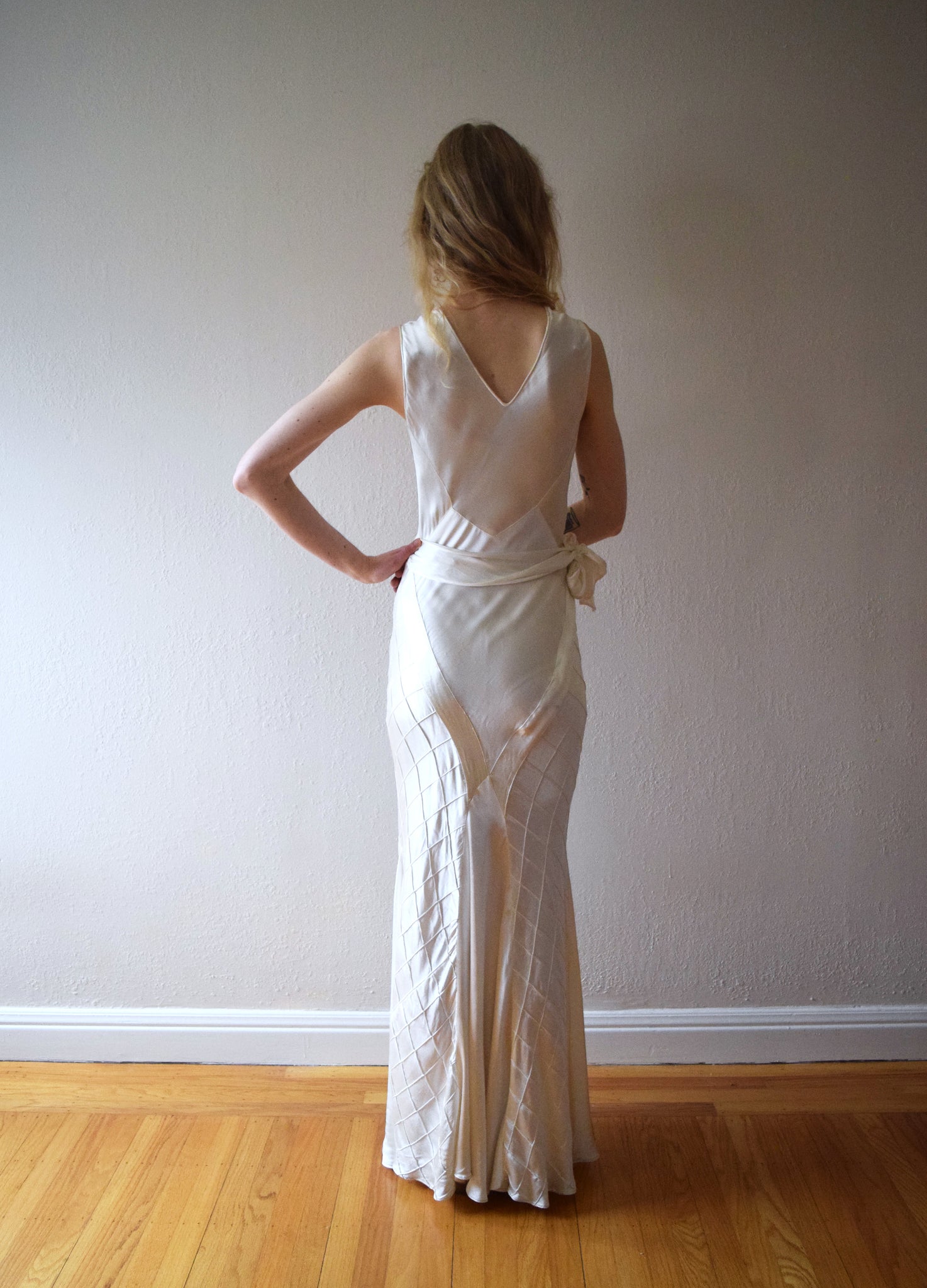 1930s wedding dress . bias cut wedding gown . size xs to xs/small bluefennel 1930s wedding dress . bias cut wedding gown . size xs to xs/small bluefennel