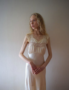 1930s silk and lace gown . vintage slip dress . size xs