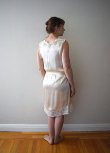 1920s silk slip dress . vintage 20s chemise . size xs to small