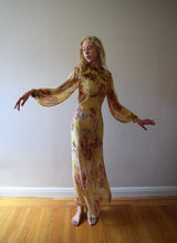 Load image into Gallery viewer, 1930s floral print silk chiffon gown . size xs to xs/small