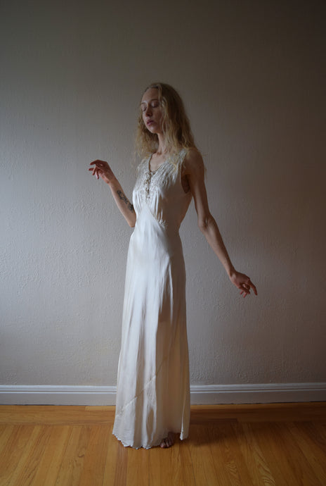 1930s hand embroidered silk bias cut gown . size small to medium