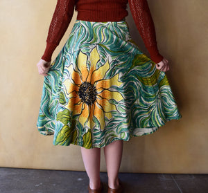 1950s sunflower skirt . vintage 50s painted skirt . size xs to s
