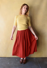 Load image into Gallery viewer, 1940s gabardine skirt . vintage 40s skirt . size s