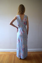 Load image into Gallery viewer, 1940s floral print gown . vintage bias cut slip dress . size medium to large