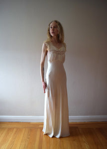 1930s silk and lace gown . vintage slip dress . size xs