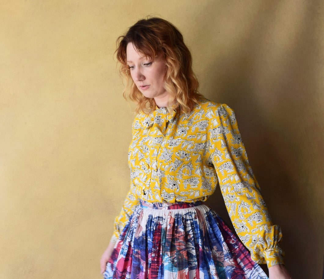 1940s novelty print blouse . 40s top . size m