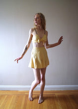Load image into Gallery viewer, 1930s 1940s playsuit . vintage yellow linen top and shorts . size xxs to xs