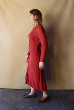 Load image into Gallery viewer, 1930s rayon dress . vintage 30s dress . size s/m to m
