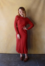 Load image into Gallery viewer, 1930s rayon dress . vintage 30s dress . size s/m to m