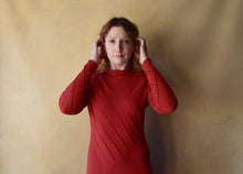Load image into Gallery viewer, 1930s rayon dress . vintage 30s dress . size s/m to m
