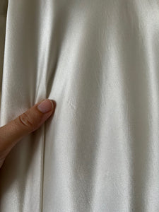 Vintage 1930s satin bias cut slip . size xs