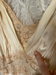 1930s 1940s silk satin gown . bias cut slip dress . size xs to medium
