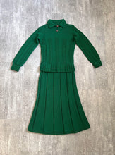 Load image into Gallery viewer, 1930s 1940s knit dress set . wool knitwear . size small to medium