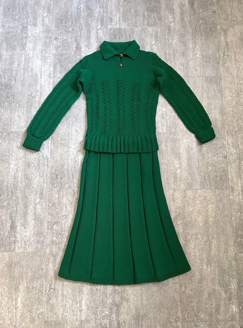 1930s 1940s knit dress set . wool knitwear . size small to medium