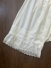Load image into Gallery viewer, Antique bloomers . split drawer bloomers . size medium