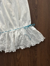 Load image into Gallery viewer, Antique split draw bloomers with ribbons . size large to xxxl