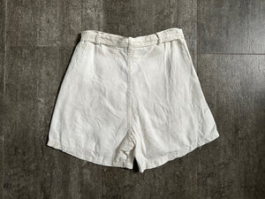 1930s linen shorts . vintage 30s shorts . size xs to s