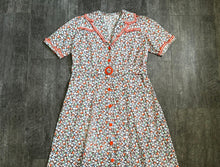 Load image into Gallery viewer, Vintage 1930s dress . cotton feedsack dress . size xl