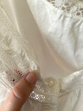 Load image into Gallery viewer, Antique corset cover with lace trim . size medium to large