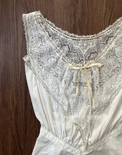 Load image into Gallery viewer, Antique corset cover . 1900s 1910s cotton and lace top . size xs to xs/s