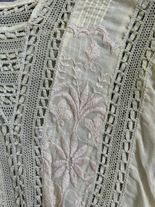 Antique Edwardian blouse . vintage lace embroidered top . size s to s/m