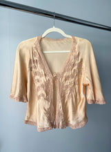 Load image into Gallery viewer, 1930s silk satin bed jacket with inset lace . size small to large