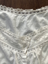 Load image into Gallery viewer, Antique corset cover with lace trim . size medium to large